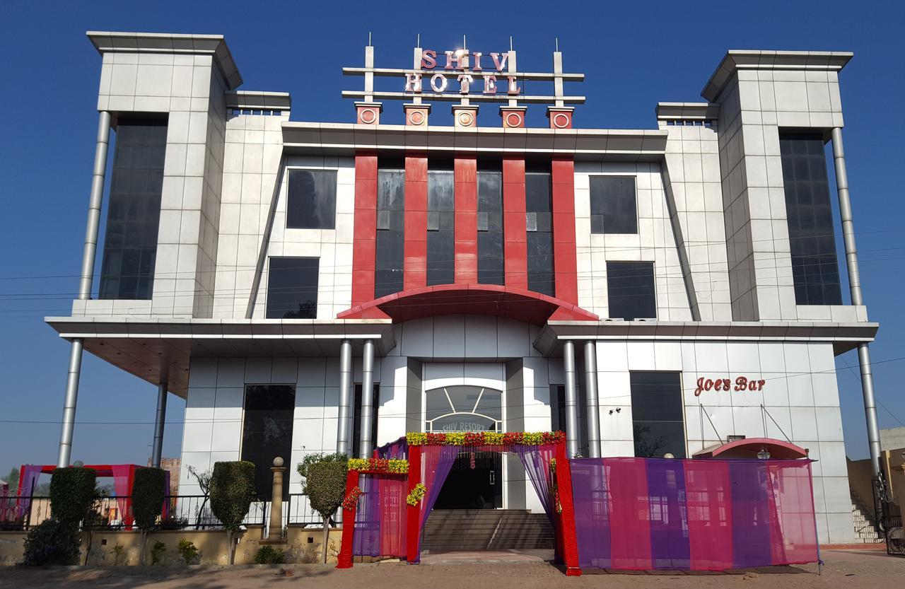 Jandiala Shiv Hotel And Joe'S Bar & Restaurant מראה חיצוני תמונה