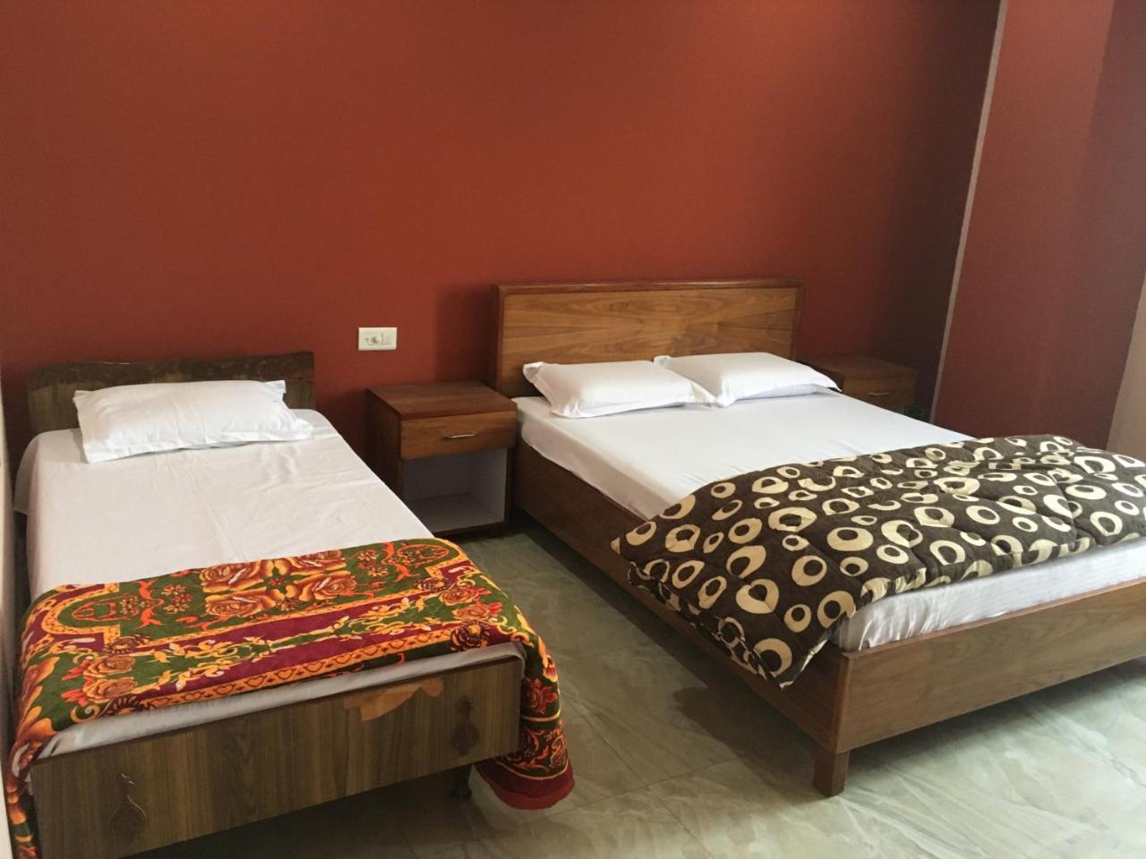 Jandiala Shiv Hotel And Joe'S Bar & Restaurant מראה חיצוני תמונה