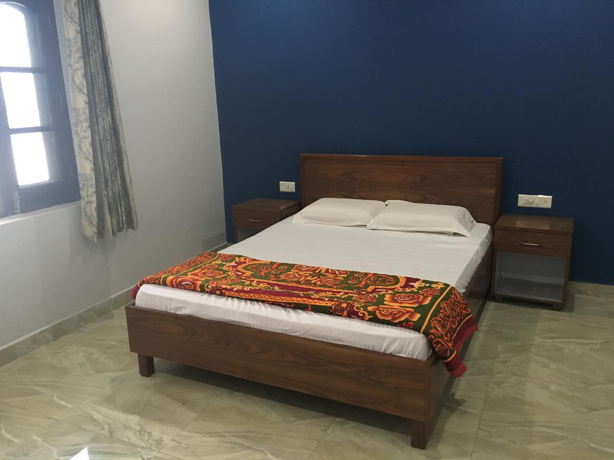 Jandiala Shiv Hotel And Joe'S Bar & Restaurant מראה חיצוני תמונה