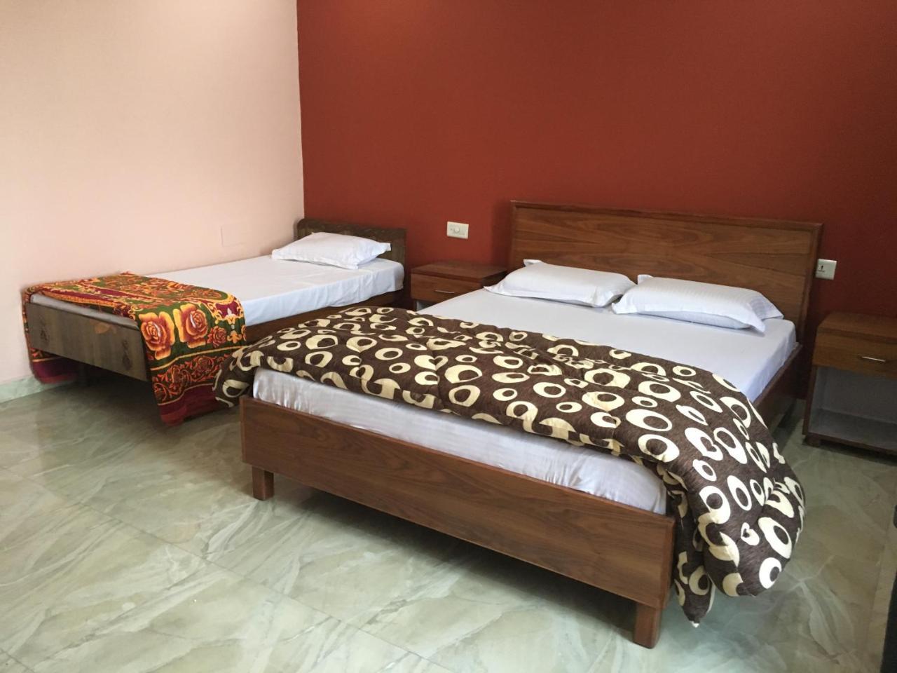 Jandiala Shiv Hotel And Joe'S Bar & Restaurant מראה חיצוני תמונה